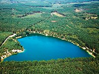 Мальовничі блакитні озера на Чернігівщині