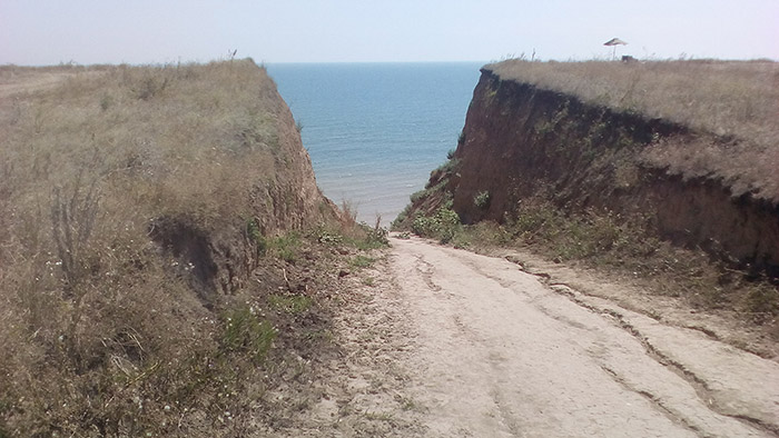 Пологий спуск до моря