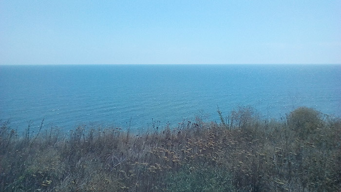 Приємний блиск морської води на сонці