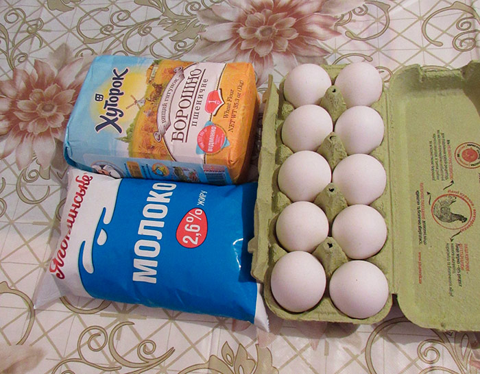 Простий набір продуктів для млинців