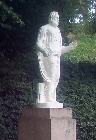 Еврипід