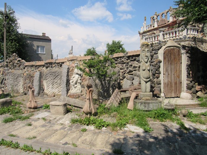 Кам’яна огорожа