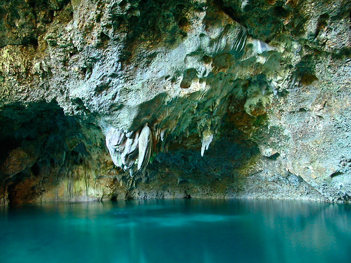 Aguas Azufradas (Блакитні води)